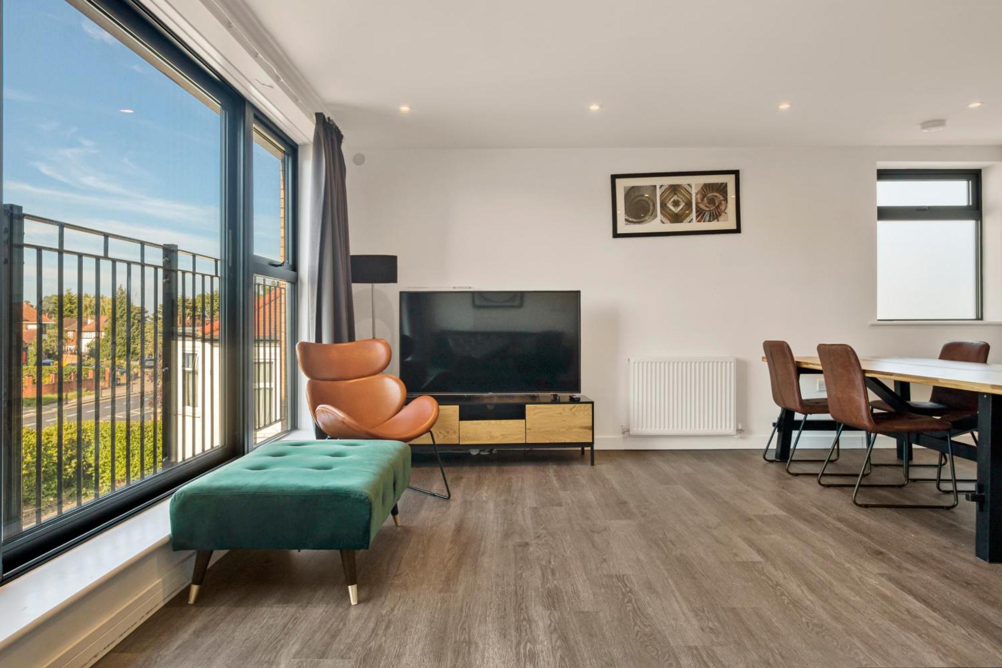 Modern Penthouse In Wembley Daire Londra Dış mekan fotoğraf