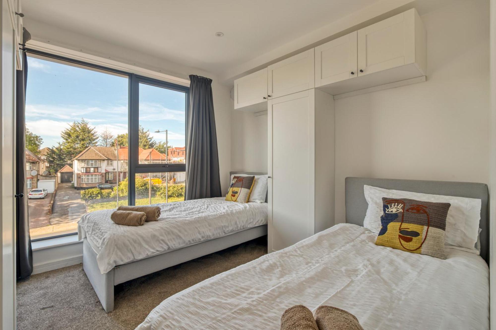 Modern Penthouse In Wembley Daire Londra Dış mekan fotoğraf