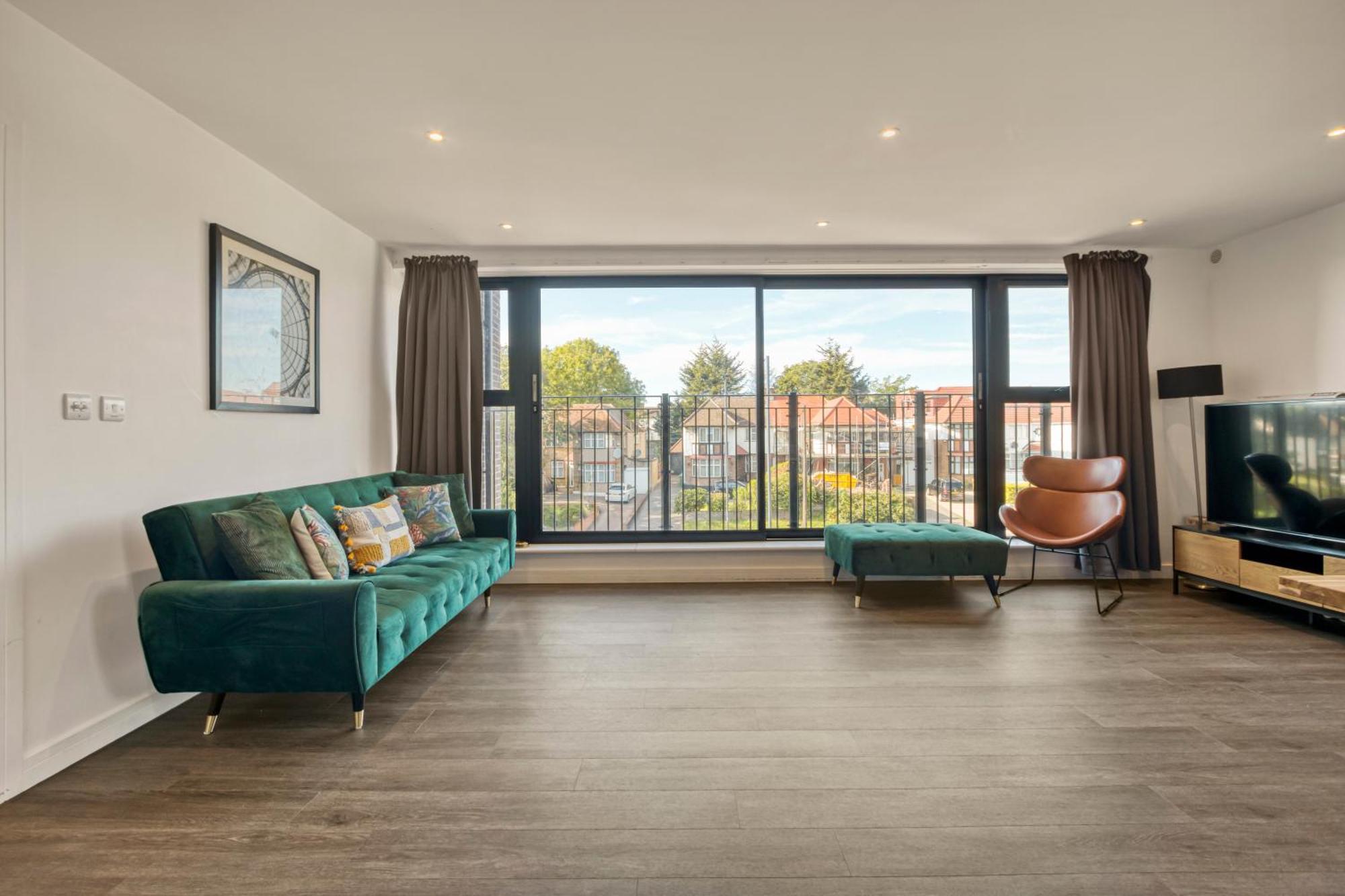 Modern Penthouse In Wembley Daire Londra Dış mekan fotoğraf