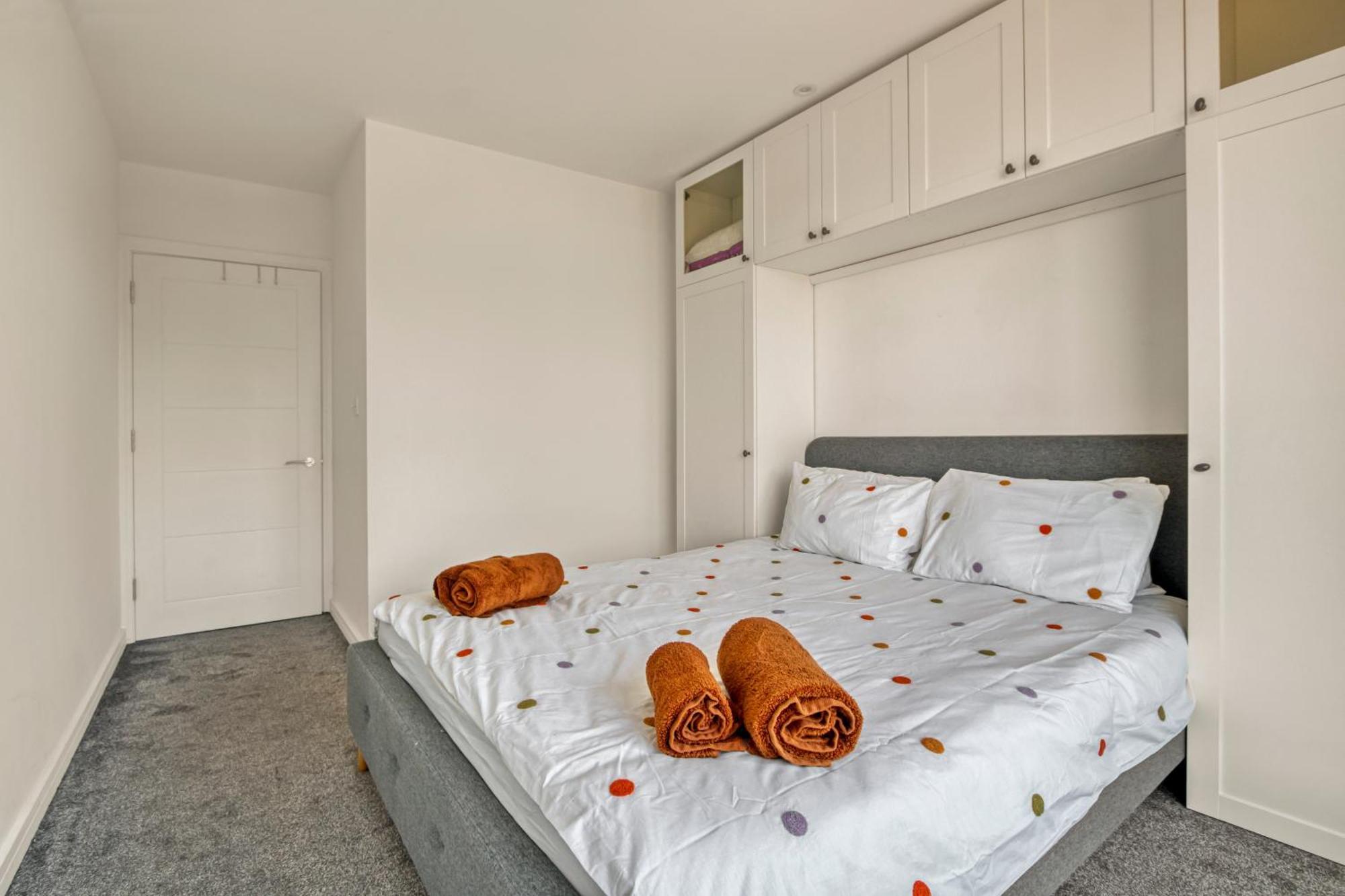 Modern Penthouse In Wembley Daire Londra Dış mekan fotoğraf