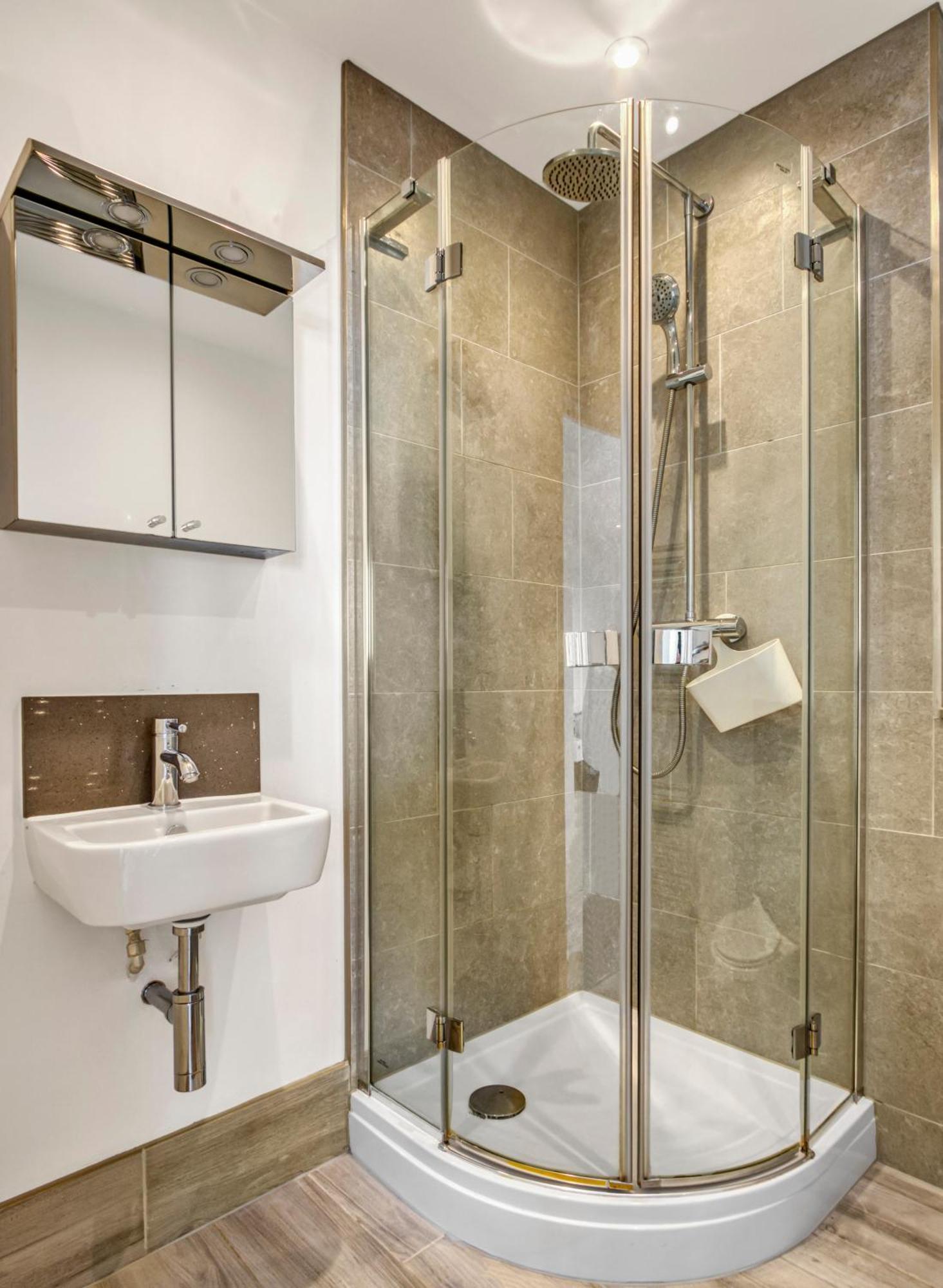Modern Penthouse In Wembley Daire Londra Dış mekan fotoğraf